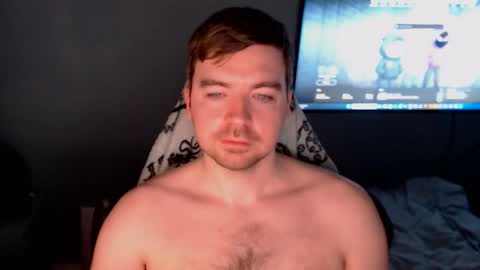 Snapshot of d_surman1994 chatting on February 18, 1:01 am d_surman1994 online show from February 18, 1:01 am