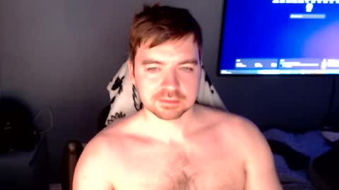 Snapshot of d_surman1994 chatting on February 21, 12:22 am d_surman1994 online show from February 21, 12:22 am