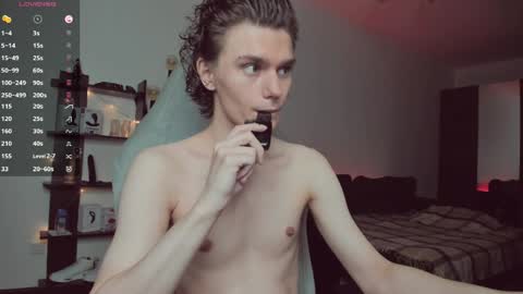 Daren online show from March 26, 2:44 pm