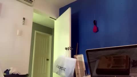 Jewbb online show from October 19, 2:29 pm