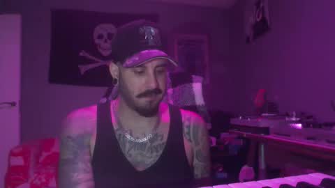 Snapshot of dabirdfree chatting on February 2, 3:05 am Destroyer online show from February 2, 3:05 am