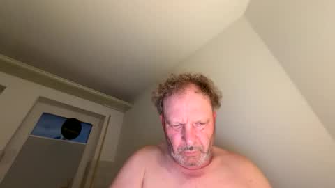 dachdecker7269 online show from April 8, 4:01 am