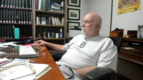 Snapshot of dack47 chatting on July 4, 2:40 am dack47 online show from July 4, 2:40 am