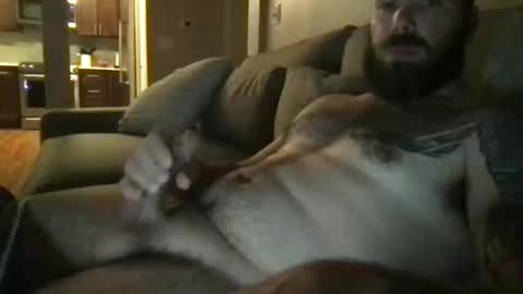 Snapshot of dadbod1238 chatting on October 14, 3:40 am dadbod1238 online show from October 14, 3:40 am