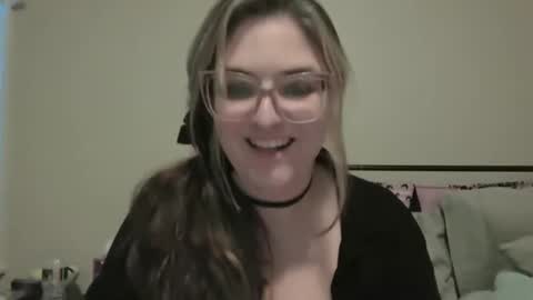 daddies_princesss online show from January 11, 9:09 pm