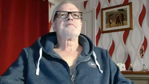 Brian ... online show from February 26, 8:54 pm