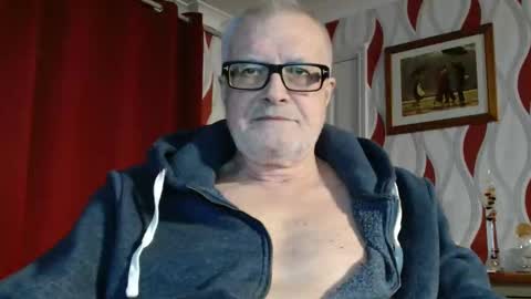 Brian ... online show from April 22, 7:59 pm