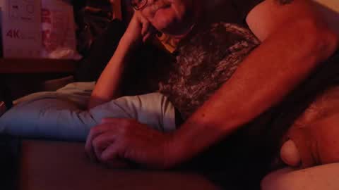 Snapshot of daddiesmonstercock chatting on September 12, 2:00 am daddiesmonstercock online show from September 12, 2:00 am