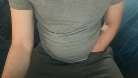 Snapshot of daddnextdoor chatting on April 28, 7:52 pm daddnextdoor online show from April 28, 7:52 pm