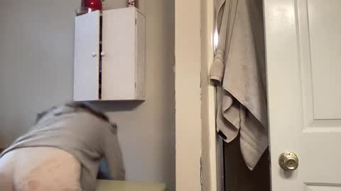 Belle  Email daddydaycarecb  online show from November 16, 12:55 pm