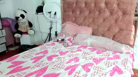 Ashley and Mike online show from February 4, 12:49 am