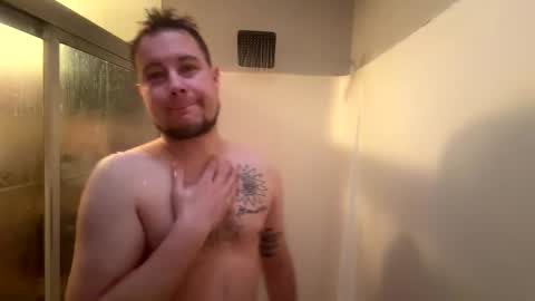 Snapshot of daddycam33 chatting on March 16, 11:20 pm DaddyCam33 online show from March 16, 11:20 pm