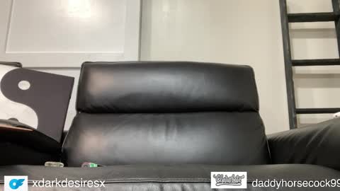 daddyhorsecock99 online show from September 23, 3:42 am