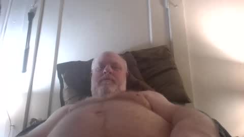 Snapshot of daddyjason68 chatting on February 5, 9:03 am daddyjason68 online show from February 5, 9:03 am