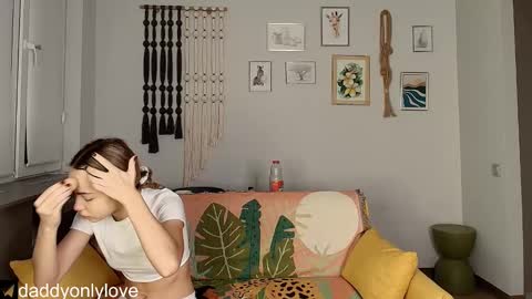 Snapshot of daddyonlyloveme chatting on October 14, 8:20 pm Zoe online show from October 14, 8:20 pm