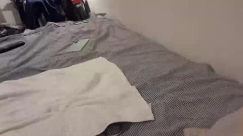 Snapshot of daddys_hard_cock chatting on December 23, 6:33 am daddys_hard_cock online show from December 23, 6:33 am