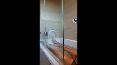 Snapshot of daddys_here_x chatting on March 4, 10:32 am daddys_here_x online show from March 4, 10:32 am