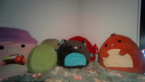 Saoirse online show from December 12, 3:54 am