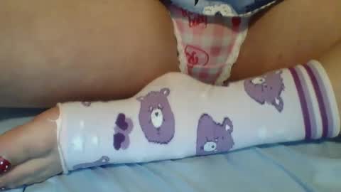 Snapshot of daddysgirlava chatting on March 4, 2:27 am Ava Angel online show from March 4, 2:27 am