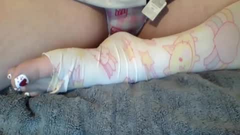 Snapshot of daddysgirlava chatting on September 19, 9:26 pm Ava Angel online show from September 19, 9:26 pm