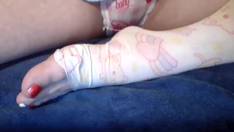 Snapshot of daddysgirlava chatting on November 13, 4:22 am Ava Angel online show from November 13, 4:22 am