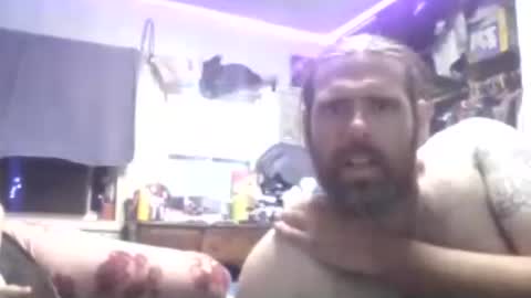 Snapshot of daddyslilhoho89 chatting on June 20, 12:36 am daddyslilhohio89 online show from June 20, 12:36 am