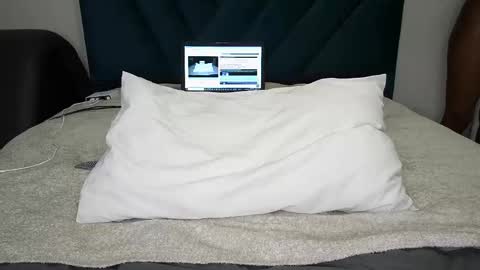 daddyslittleebony online show from October 27, 9:13 am