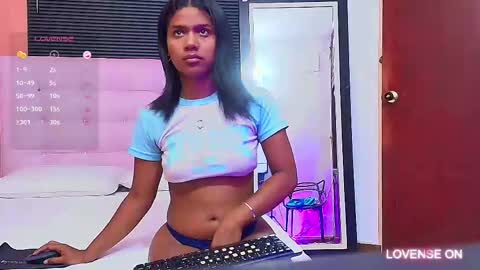 Anny  online show from December 6, 1:00 pm