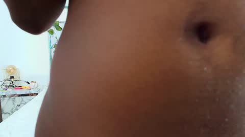 Anny  online show from December 9, 10:52 pm