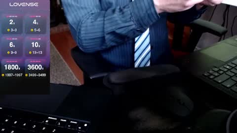 Snapshot of dadssecret69 chatting on June 18, 2:54 pm DadsSecret online show from June 18, 2:54 pm