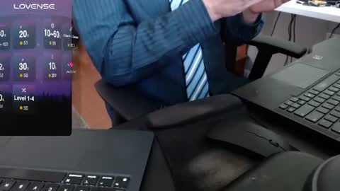 Snapshot of dadssecret69 chatting on July 16, 3:40 pm DadsSecret online show from July 16, 3:40 pm