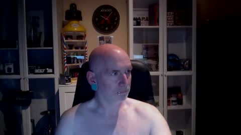 dadyscam online show from July 19, 6:50 am