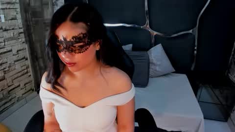 Snapshot of dafne_cleo chatting on October 16, 4:57 am Dafne online show from October 16, 4:57 am