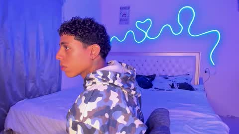 Snapshot of dafnezahiraa_ chatting on October 5, 8:40 pm dafnezahiraa online show from October 5, 8:40 pm