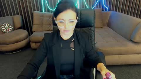 Snapshot of dafni_mon chatting on September 21, 5:20 am Dafni Mon online show from September 21, 5:20 am