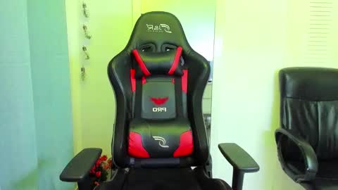 my name is Jhon and I live in colombia online show from October 3, 5:37 am