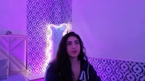 dahia  online show from February 3, 6:22 am