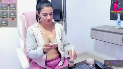 Snapshot of dahian_carter chatting on September 26, 12:53 pm Dahian online show from September 26, 12:53 pm