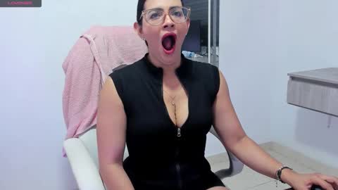 Snapshot of dahian_carter chatting on October 11, 2:04 pm Dahian online show from October 11, 2:04 pm