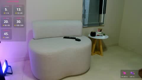 Dahian  online show from April 17, 11:57 am