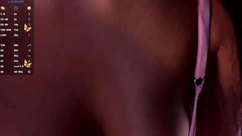 Snapshot of dahiana_cute_ chatting on December 19, 5:29 am Dahiana online show from December 19, 5:29 am