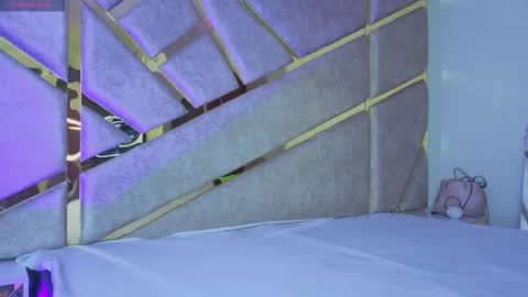 Dahiana  online show from February 21, 12:06 pm