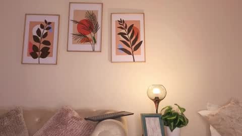 Snapshot of dahiana_walcott chatting on February 4, 4:02 pm Dahiann Walcott online show from February 4, 4:02 pm