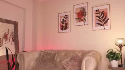 Snapshot of dahiana_walcott chatting on February 16, 5:53 pm Dahiann Walcott online show from February 16, 5:53 pm