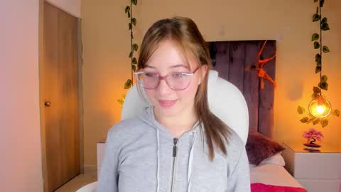 Dahlia online show from October 10, 9:47 pm