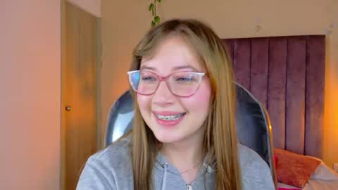 Dahlia online show from April 10, 5:56 am