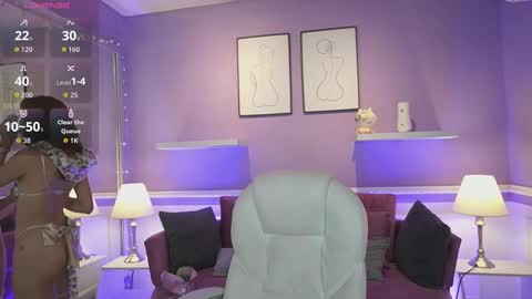 Dahlia Grey online show from November 4, 11:42 am