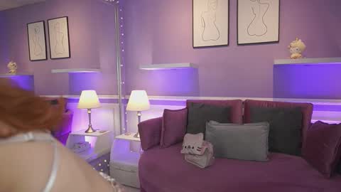 Dahlia Grey online show from February 7, 11:36 am