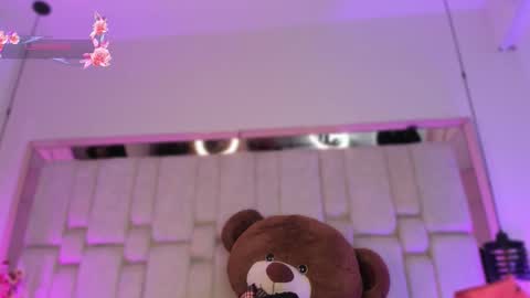 Snapshot of daia_ortiz chatting on February 16, 7:54 pm Daia Ortiz online show from February 16, 7:54 pm