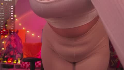 Cute DianaOnline mostly at 8pm-0000 am UK TimeTuesday and Wednesday off online show from October 28, 9:50 pm